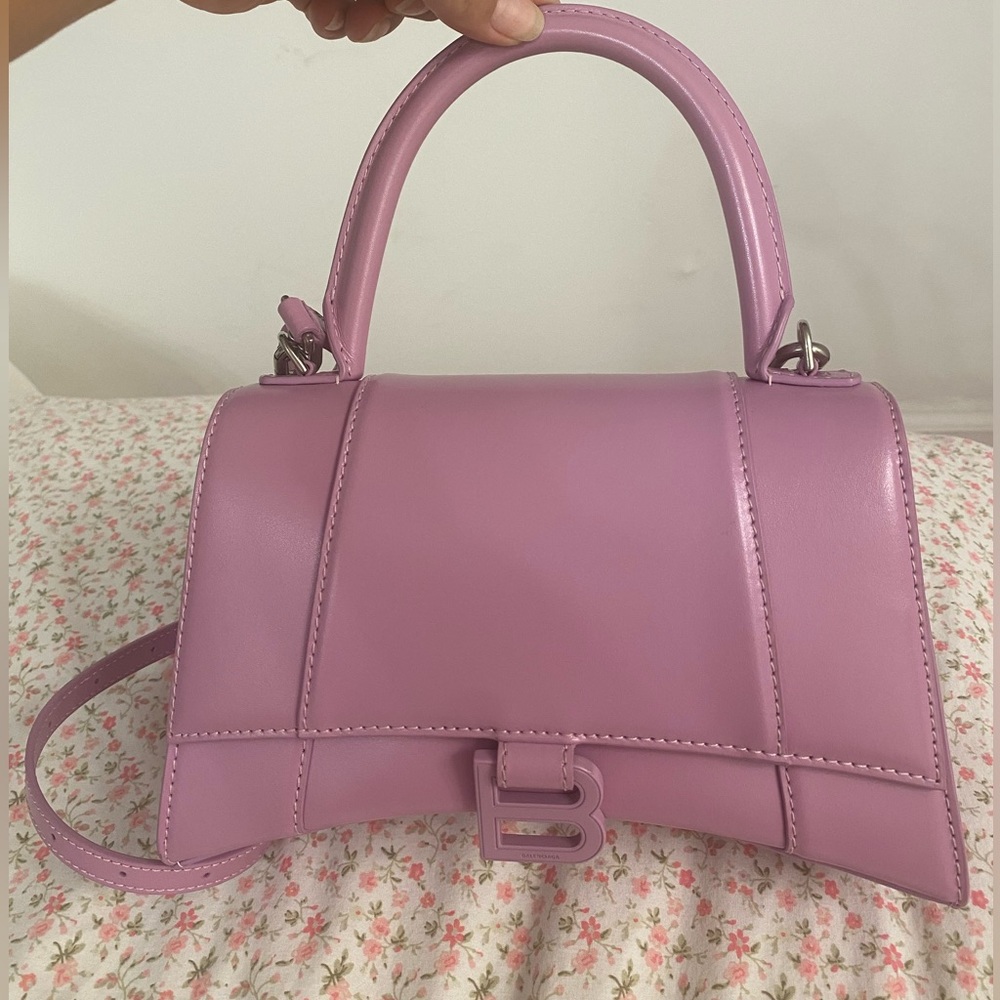 Lavender hourglass balenciaga bag size small.